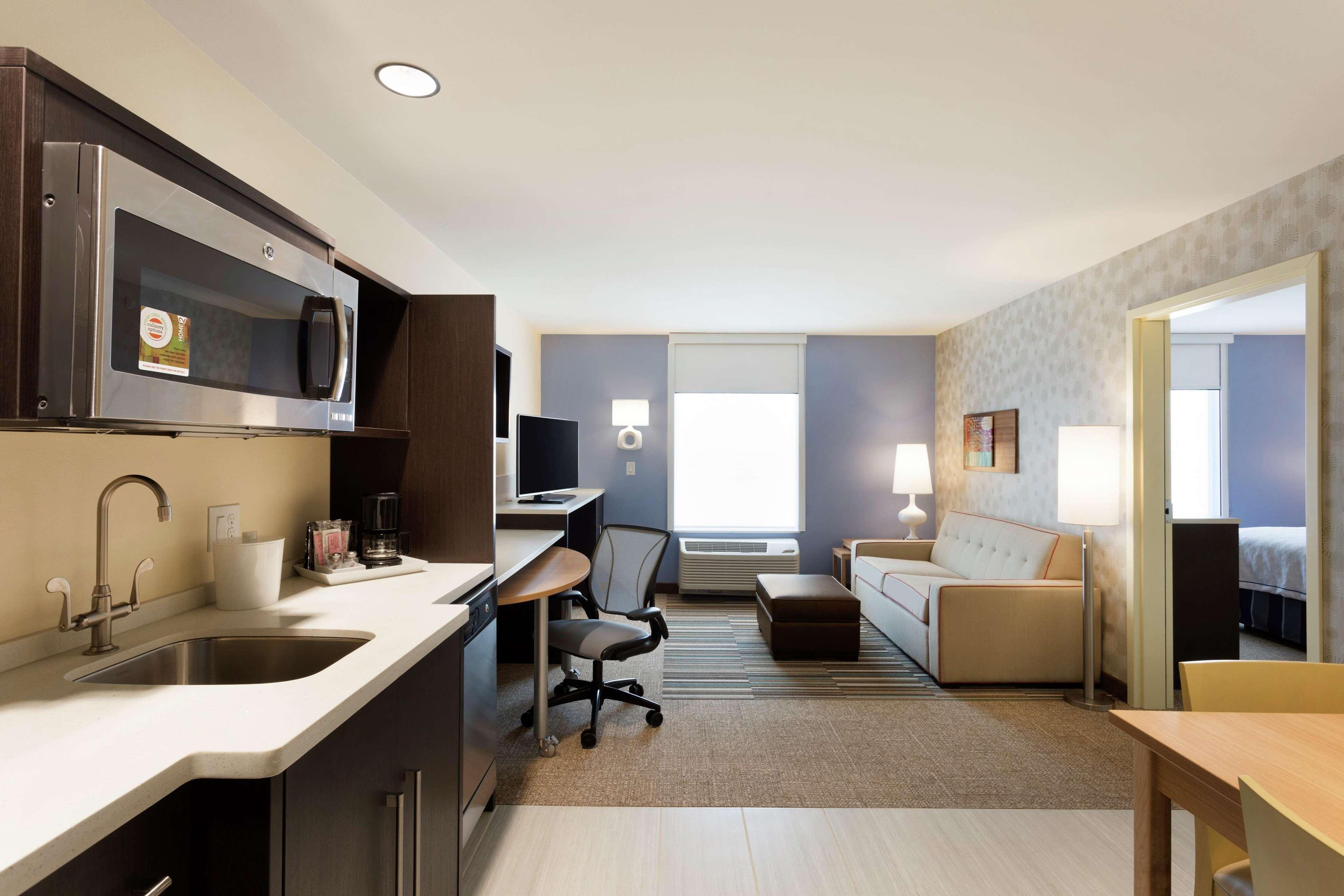 Home2 By Hilton Midland